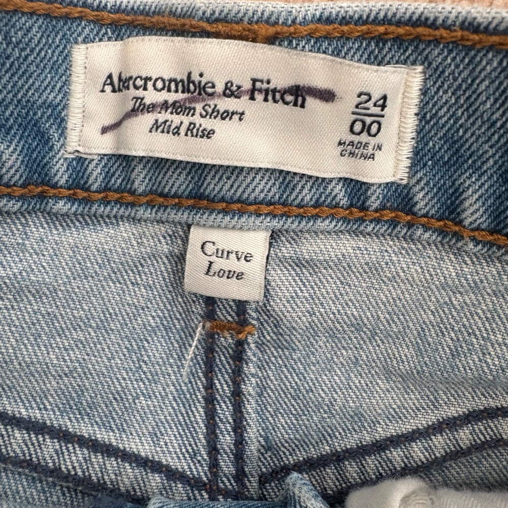 Abercrombie & Fitch The Mom Mid Rise Short 00 24 Curve Love - Picture 2 of 3
